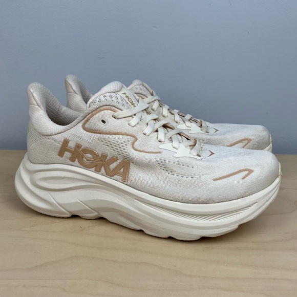 Hoka One One Shoes - Hoka One One Women’s Size 6.5 B Clifton 10 Vanilla Birch Athletic Running Shoes